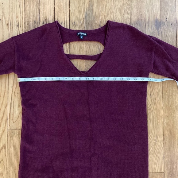 Express sweater - Picture 3 of 6